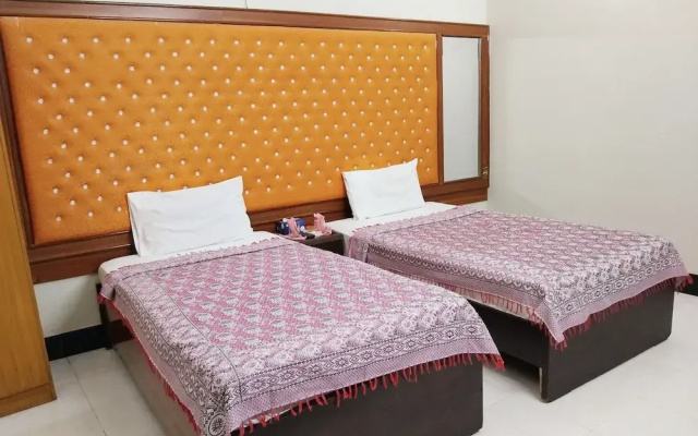 Cosy inn Near Millennium Mall