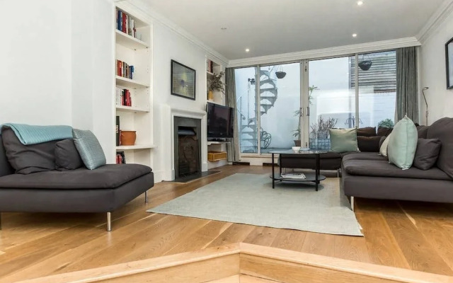 Beautiful 3br House in Knightsbridge
