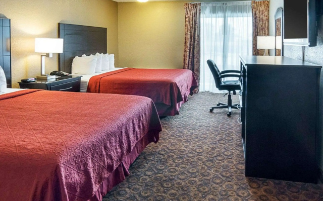 Quality Inn Magnolia