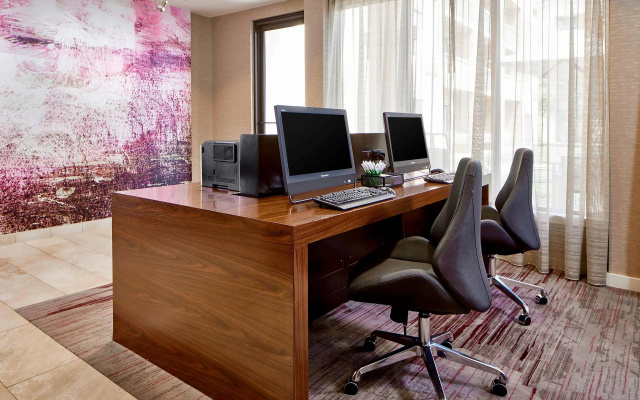 Отель Sonesta Select Raleigh Durham Airport Morrisville