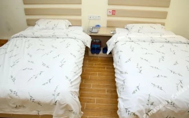 Yichang Shengshi Hotel