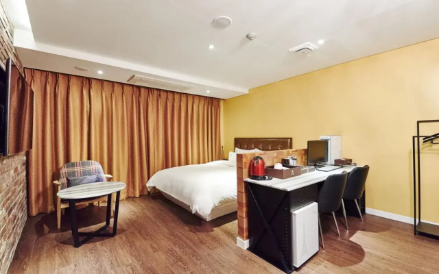 Hotel The Class