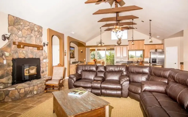 Silver Saddle Mountain Retreat