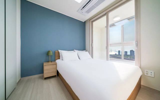 Urbanstay Songdo Moonlight Park