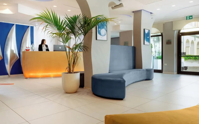 Life Hotel Seaview & Spa