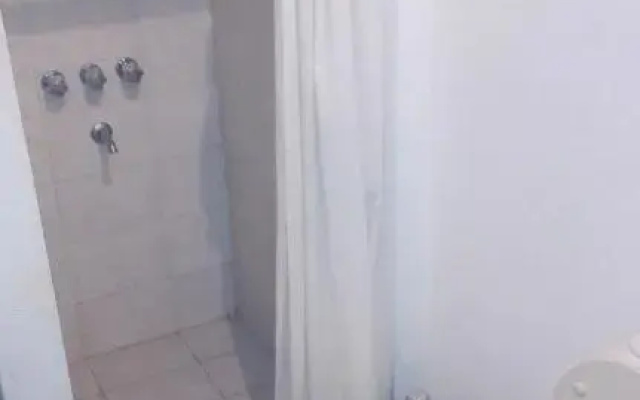 Casa de Familia - Solo Para Mujeres *Woman ONLY*