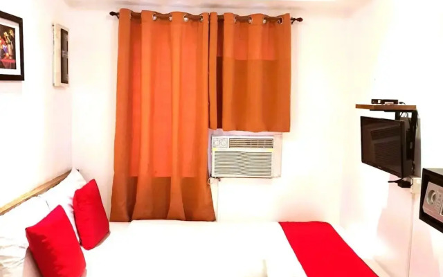 Makati One Poblacion Hotel