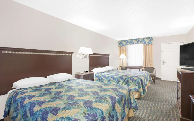 Super 8 by Wyndham Corpus Christi