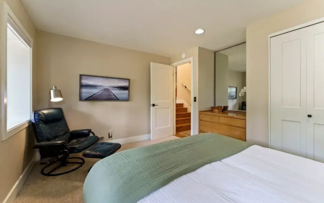 20 Aspen Lane 5 Bedroom Home