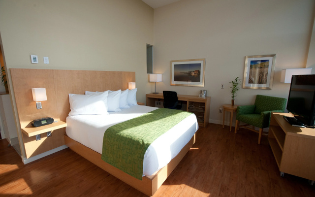 The Holman Grand Hotel