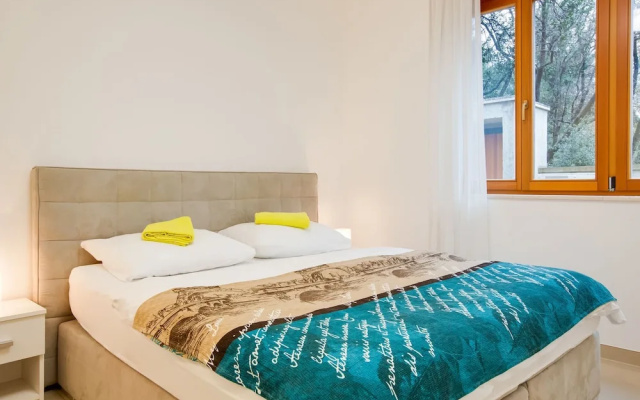 Modern Apartment in Rijeka With Garden