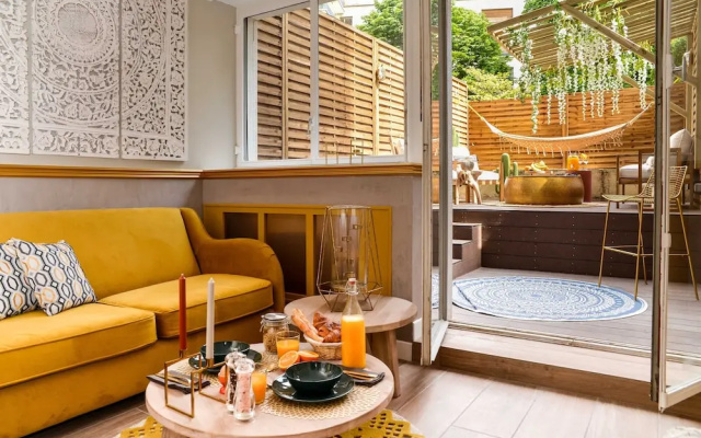 The Majestic Garden Suite