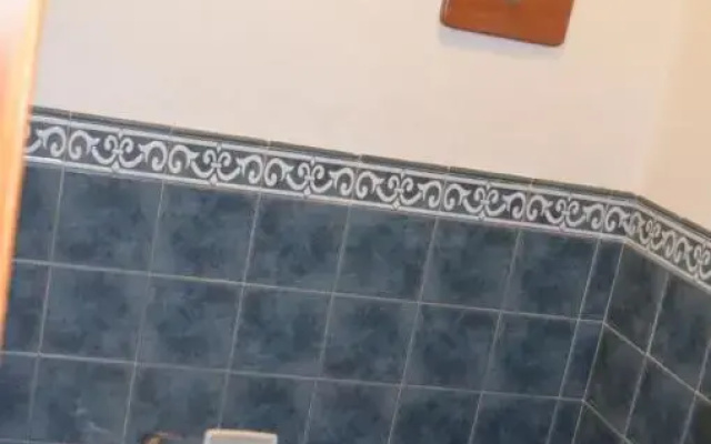 Agradable y espaciosa casa - bungalow con piscina