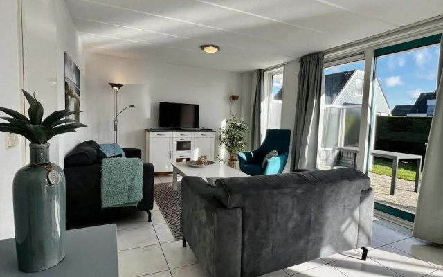 Comfortable Bungalow for 6 People,