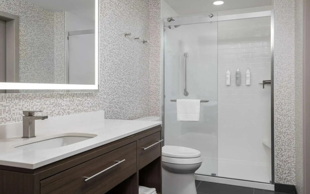 Home2 Suites BY Hilton Phoenix Midtown