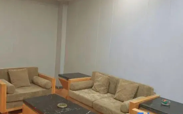 Junyi Hotel (Yucheng People's Hospital)
