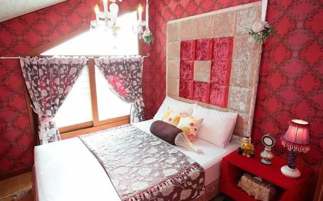 Taean Baja California Pension