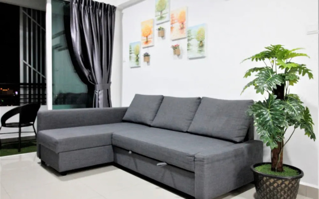 H2H Euro House