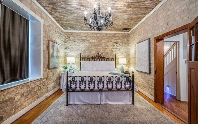 The Lincoln Street Inn by Boutiq