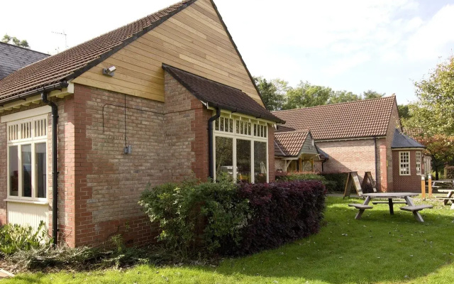 Premier Inn Bridgend (M4, J35)