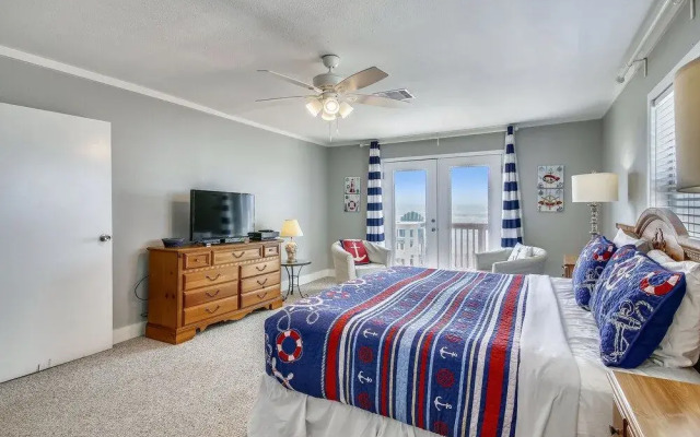 Bermuda Beachfront by Ryson Vacation Rentals