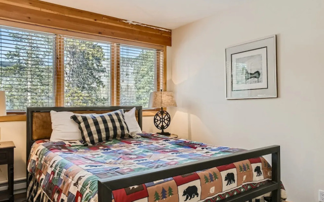 2084 The Pines 3 Bedroom Condo by RedAwning