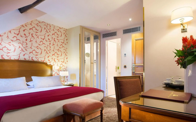 Hotel Queen Mary Paris