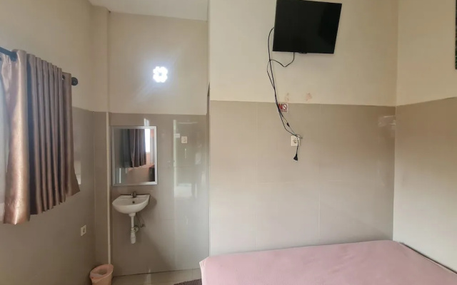 Capital O 93250 Hotel Tirta Kencana 2 Baturaden