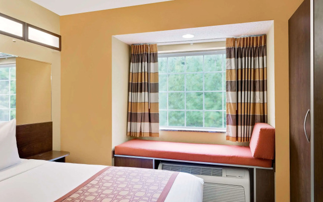 Microtel Inn & Suites by Wyndham Princeton