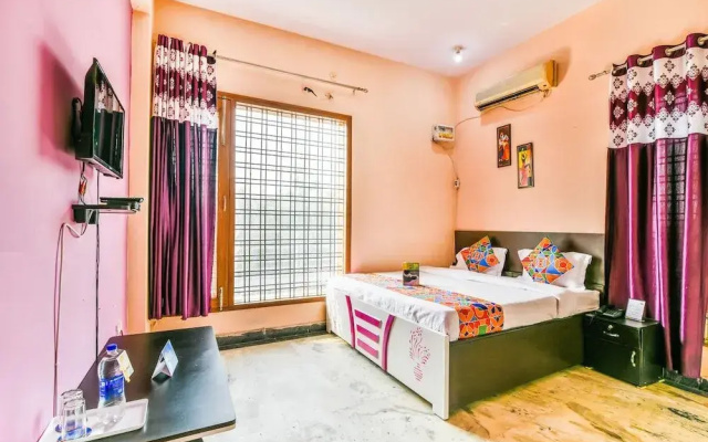 FabHotel Casa Meera Boutique