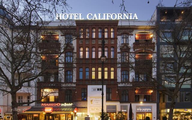 Hotel California Kurfürstendamm 35 вид на фасад
