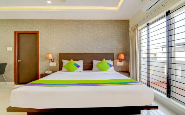 Treebo Orchid, 2.5 kms to Mahatma Gandhi Park