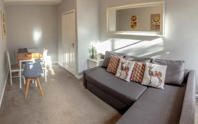 Stirling Central Apartment
