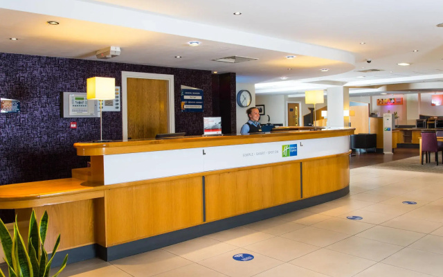Holiday Inn Express London Hammersmith by IHG