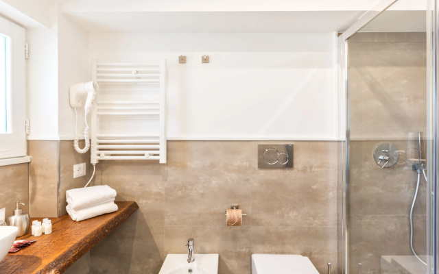 Boutique Suites 186