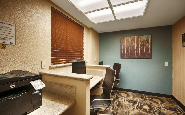 Best Western San Dimas Hotel & Suites