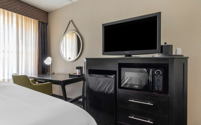 Comfort Inn Sherman - Denison Area