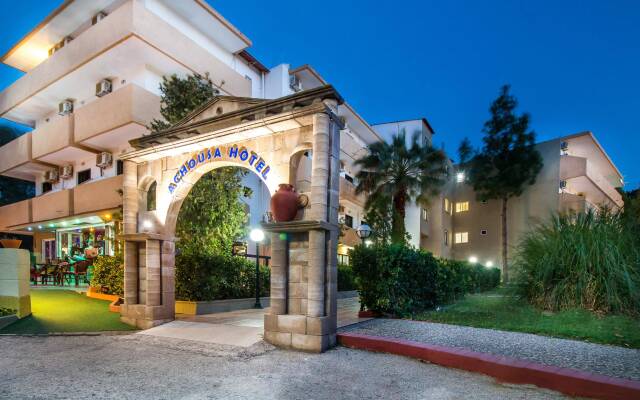 Achousa Hotel вид на фасад