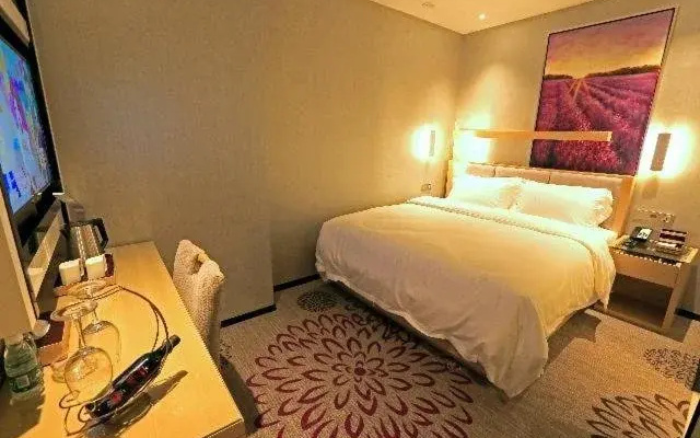 Lavande Hotel Taixing Jiangping Road