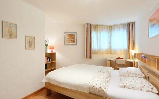 Amici; Haus