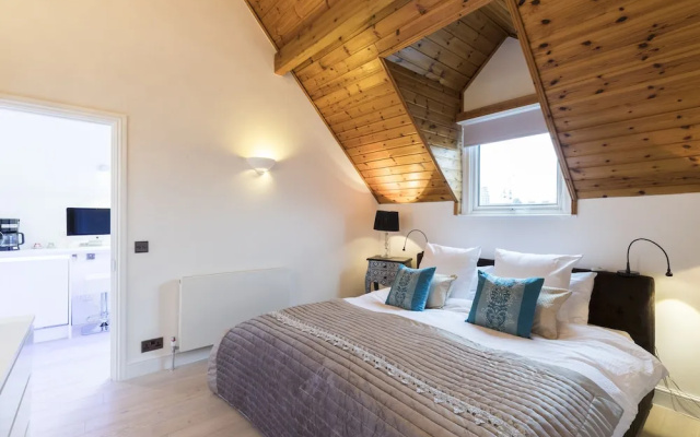 Dazzling 2br Flat Near by East Putney Station