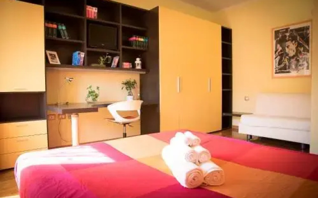 Chat&Chill Vatican Apartment