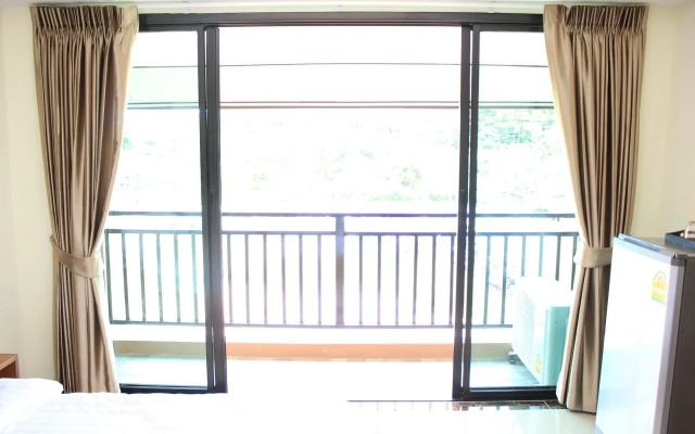 B&Y Residence