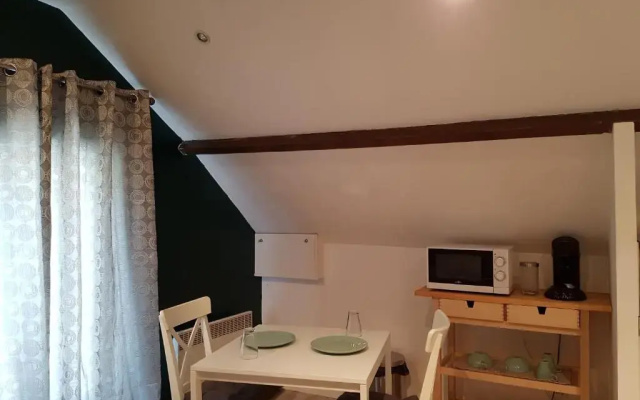 Palaiseau Apartments