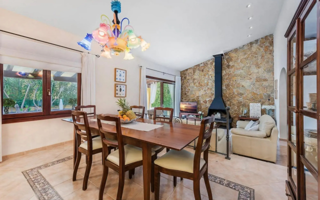 Beautiful Holiday Home In Alcudia With Pool