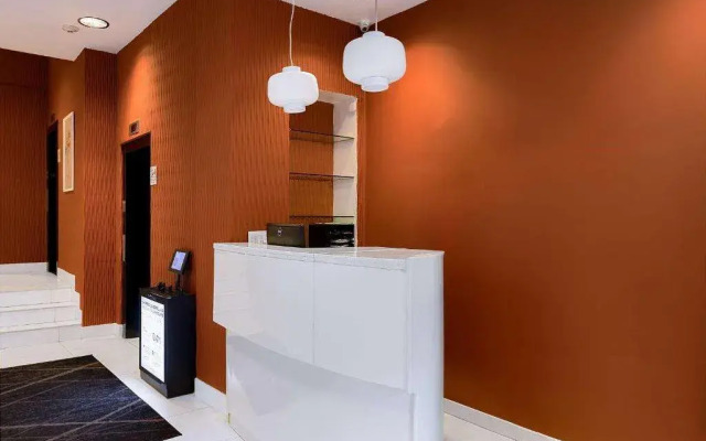 Hotel 27 by LuxUrban