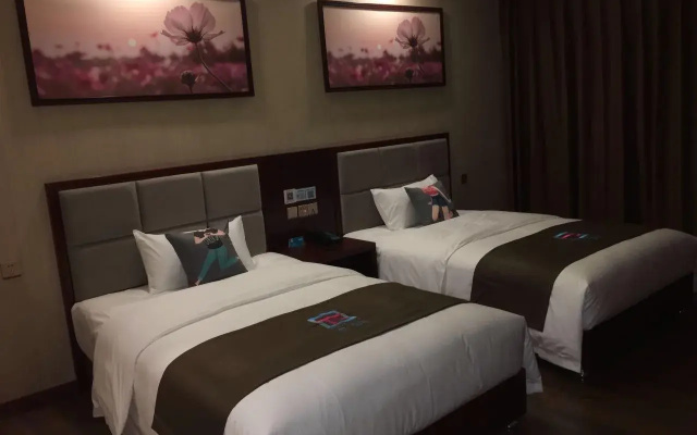 Pai Hotel Tangshan Gangyao Road Hebei Bridge