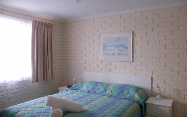 Capri Apartments