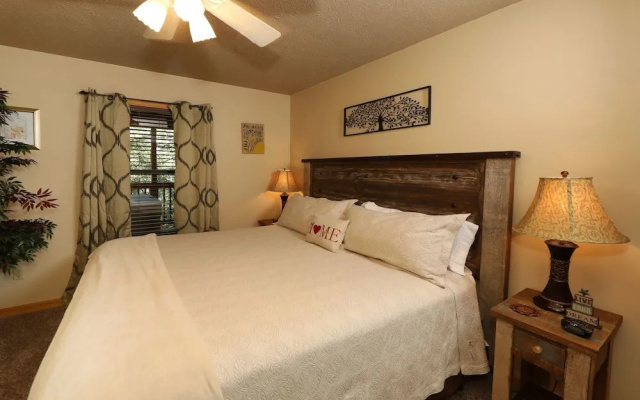 529 Reba Cabin