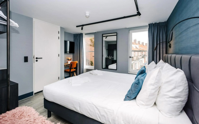 Amsterdam Beach Hotel